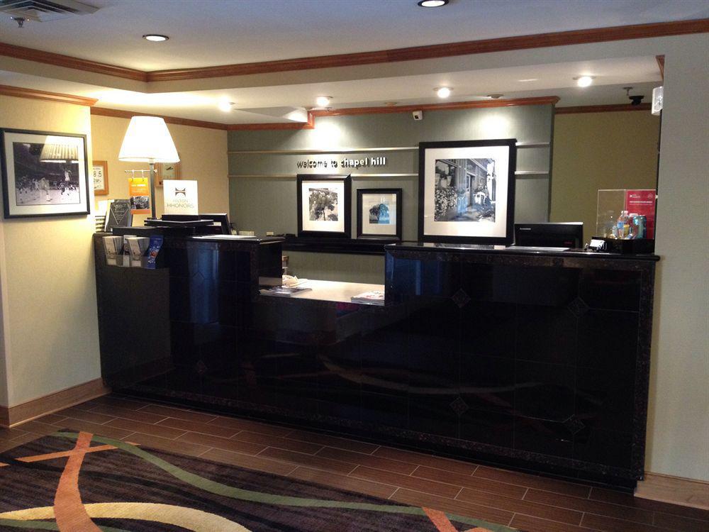 Hampton Inn & Suites Chapel Hill/Durham Экстерьер фото